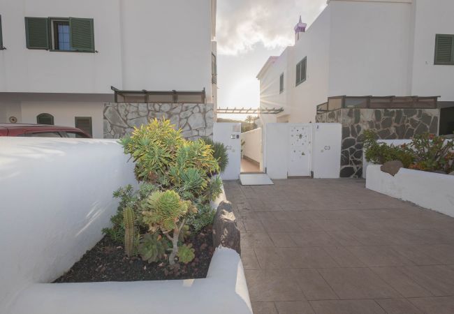 Casa en Agaete - 3BR Color & Salt Notes House-Pool & Garden Casa en Agaete - 3BR Color & Salt Notes House-Pool & Garden