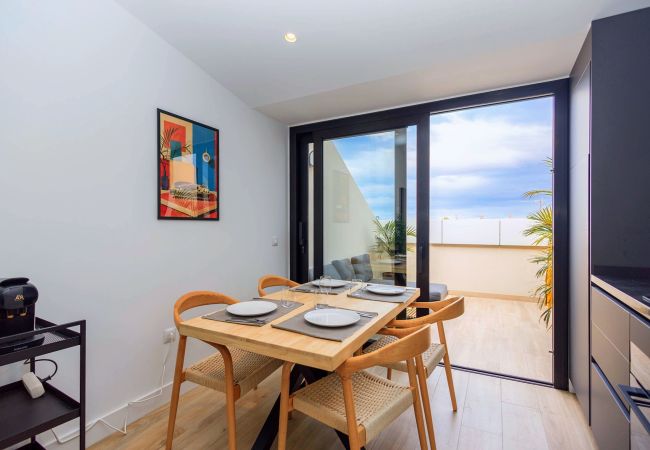 Apartamento en Las Palmas de Gran Canaria - 3BR Portview Luxury Penthouse & Terrace Apartamento en Las Palmas de Gran Canaria - 3BR Portview Luxury Penthouse & Terrace