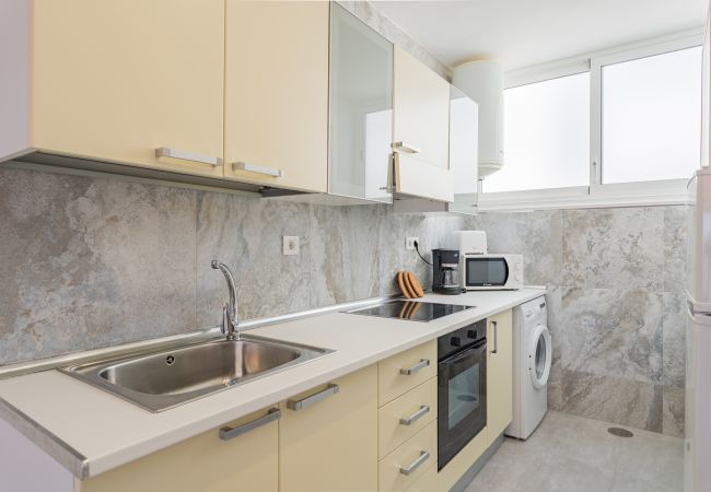 Apartamento en Arona - 2BR Azahara Dream - Pool & Seaviews Apartamento en Arona - 2BR Azahara Dream - Pool & Seaviews