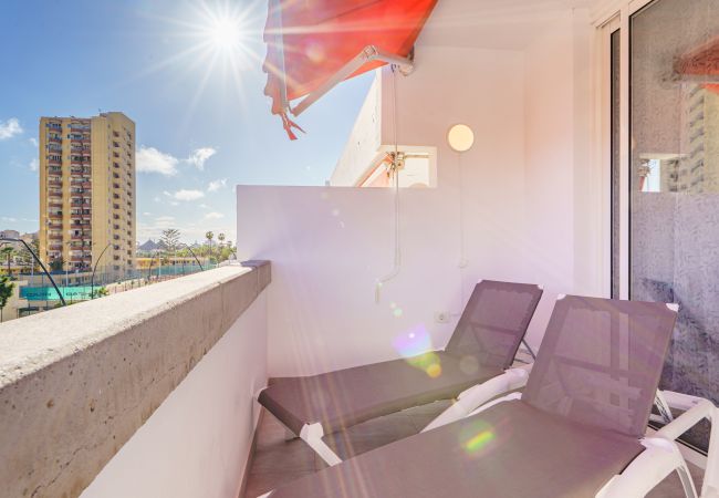 Apartamento en Arona - 2BR Azahara Dream - Pool & Seaviews Apartamento en Arona - 2BR Azahara Dream - Pool & Seaviews