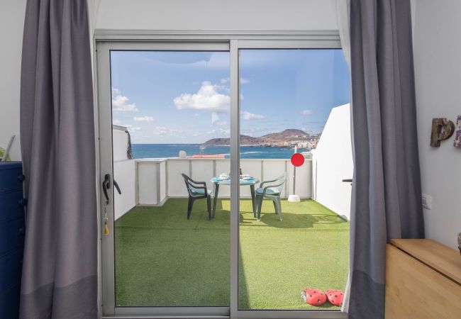 Estudio en Las Palmas de Gran Canaria - Penthouse Turismar Loft-Terrace & OceanView Estudio en Las Palmas de Gran Canaria - Penthouse Turismar Loft-Terrace & OceanView