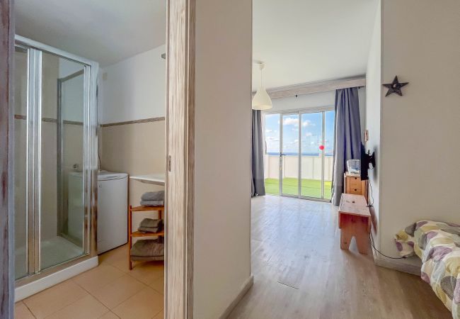 Estudio en Las Palmas de Gran Canaria - Penthouse Turismar Loft-Terrace & OceanView Estudio en Las Palmas de Gran Canaria - Penthouse Turismar Loft-Terrace & OceanView
