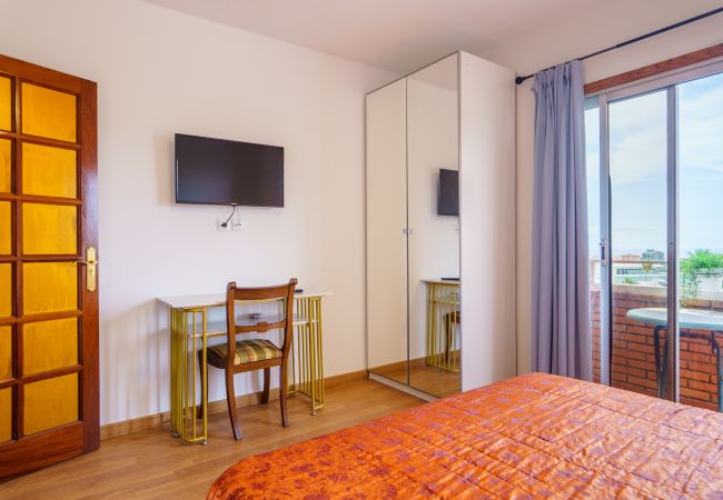Alquiler por habitaciones en Santa Cruz de Tenerife - Living Sol - Centric Urban Room 1 Alquiler por habitaciones en Santa Cruz de Tenerife - Living Sol - Centric Urban Room 1