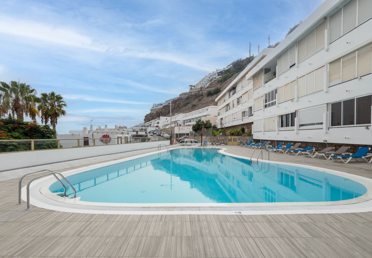 Apartamento en Puerto Rico - Sun Port Ocean Views - Renovated & Pool 2