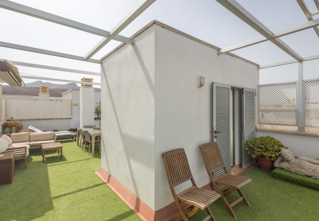 Apartamento en Gáldar - 3BR Buddha Penthouse - Solarium & Pool Apartamento en Gáldar - 3BR Buddha Penthouse - Solarium & Pool