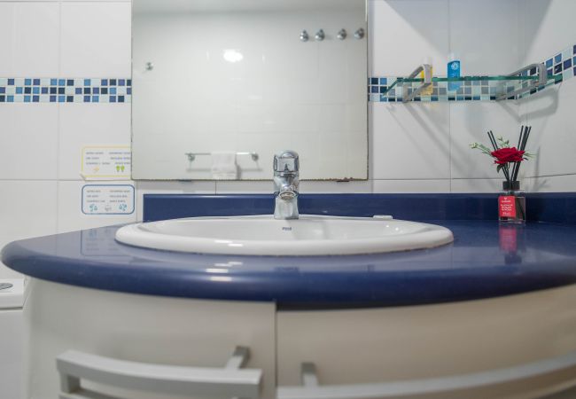 Apartamento en Las Palmas de Gran Canaria - Bright 2BR Flat – Beachfront Las Canteras 2 Apartamento en Las Palmas de Gran Canaria - Bright 2BR Flat – Beachfront Las Canteras 2