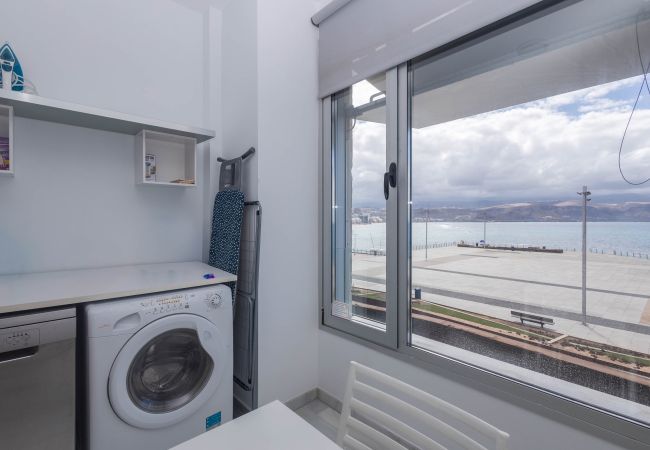 Apartamento en Las Palmas de Gran Canaria - Bright 2BR Flat – Beachfront Las Canteras 2 Apartamento en Las Palmas de Gran Canaria - Bright 2BR Flat – Beachfront Las Canteras 2