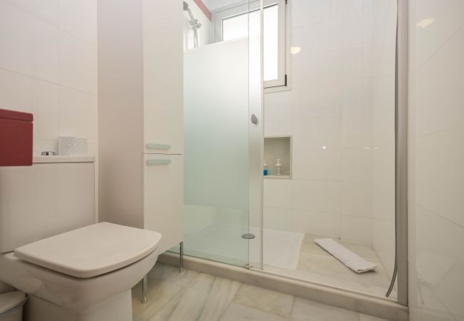 Apartamento en Las Palmas de Gran Canaria - Bright 2BR Flat – Beachfront Las Canteras 3 Apartamento en Las Palmas de Gran Canaria - Bright 2BR Flat – Beachfront Las Canteras 3