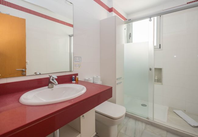 Apartamento en Las Palmas de Gran Canaria - Bright 2BR Flat – Beachfront Las Canteras 3 Apartamento en Las Palmas de Gran Canaria - Bright 2BR Flat – Beachfront Las Canteras 3