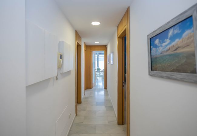Apartamento en Las Palmas de Gran Canaria - Bright 2BR Flat – Beachfront Las Canteras 3 Apartamento en Las Palmas de Gran Canaria - Bright 2BR Flat – Beachfront Las Canteras 3