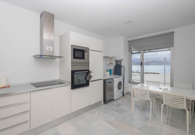 Apartamento en Las Palmas de Gran Canaria - Bright 2BR Flat – Beachfront Las Canteras 3 Apartamento en Las Palmas de Gran Canaria - Bright 2BR Flat – Beachfront Las Canteras 3