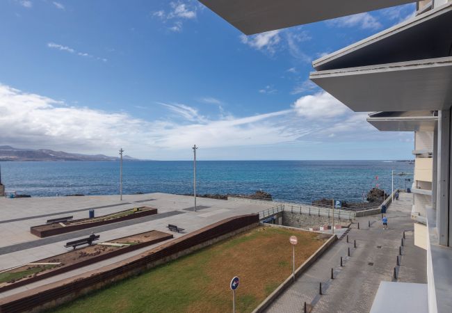 Apartamento en Las Palmas de Gran Canaria - Bright 2BR Flat – Beachfront Las Canteras 3 Apartamento en Las Palmas de Gran Canaria - Bright 2BR Flat – Beachfront Las Canteras 3