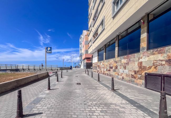 Apartamento en Las Palmas de Gran Canaria - Bright 2BR Flat – Beachfront Las Canteras 3 Apartamento en Las Palmas de Gran Canaria - Bright 2BR Flat – Beachfront Las Canteras 3