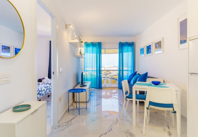 Apartamento en Arona - Suntower Arona - Amazing SeaViews, Pools & Beach Apartamento en Arona - Suntower Arona - Amazing SeaViews, Pools & Beach