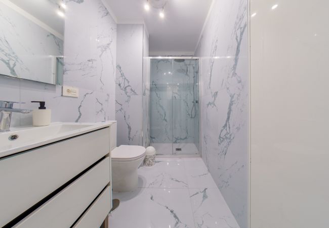 Apartamento en Arona - Suntower Arona - Amazing SeaViews, Pools & Beach Apartamento en Arona - Suntower Arona - Amazing SeaViews, Pools & Beach