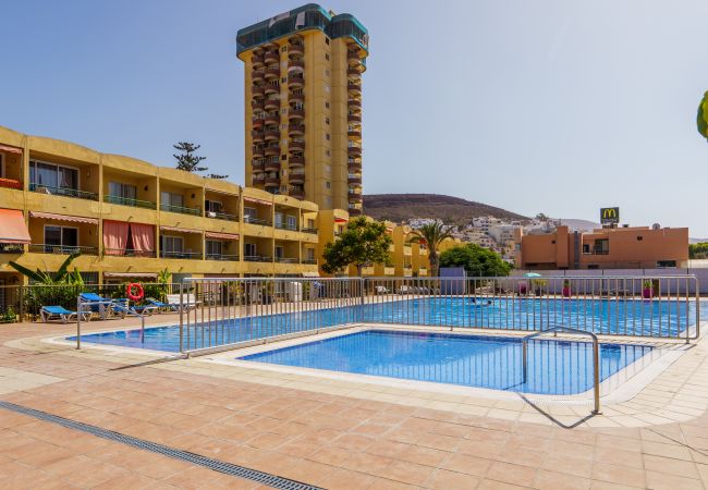 Apartamento en Arona - Suntower Arona - Amazing SeaViews, Pools & Beach Apartamento en Arona - Suntower Arona - Amazing SeaViews, Pools & Beach