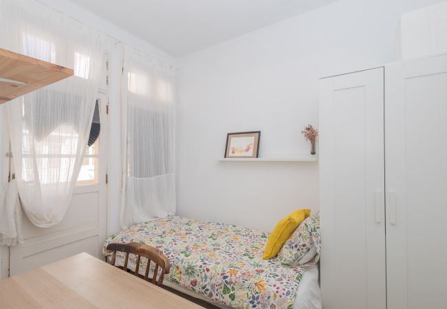 Alquiler por habitaciones en Las Palmas de Gran Canaria - Room Naranja