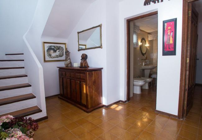 Villa in Puerto del Carmen - 2BR Villa Solarium Terrace + 2 min Walk to Beach Villa in Puerto del Carmen - 2BR Villa Solarium Terrace + 2 min Walk to Beach