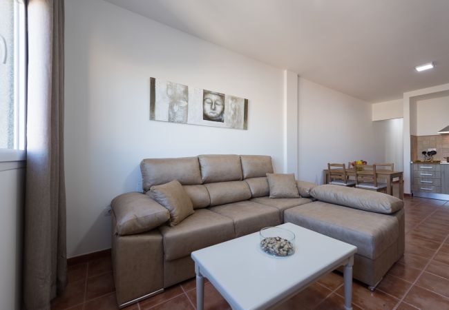 Apartment in Santa Lucía de Tirajana - La Madera 1A Urban Home near the Airport - Wifi Apartment in Santa Lucía de Tirajana - La Madera 1A Urban Home near the Airport - Wifi