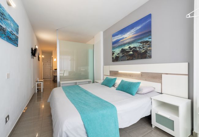 Apartment in Las Palmas de Gran Canaria - 1st Line Studio Las Canteras Apartment in Las Palmas de Gran Canaria - 1st Line Studio Las Canteras