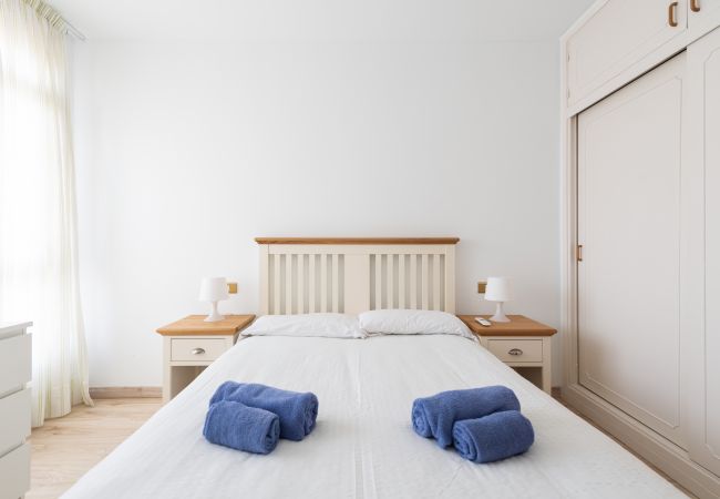 Apartment in Las Palmas de Gran Canaria - Centric 2BR Flat 5 min Walk to Las Canteras Beach Apartment in Las Palmas de Gran Canaria - Centric 2BR Flat 5 min Walk to Las Canteras Beach