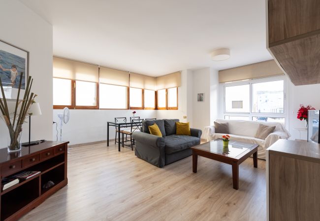 Apartment in Las Palmas de Gran Canaria - Centric 2BR Flat 5 min Walk to Las Canteras Beach Apartment in Las Palmas de Gran Canaria - Centric 2BR Flat 5 min Walk to Las Canteras Beach