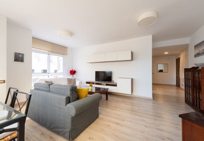 Apartment in Las Palmas de Gran Canaria - Centric 2BR Flat 5 min Walk to Las Canteras Beach Apartment in Las Palmas de Gran Canaria - Centric 2BR Flat 5 min Walk to Las Canteras Beach