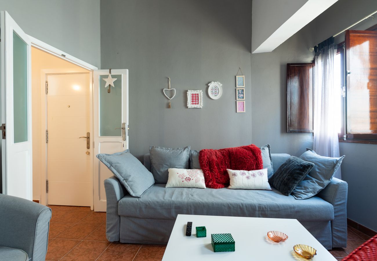 Apartment in Arucas - Balcony Spacious 2BR Historic Centre Arucas Apartment in Arucas - Balcony Spacious 2BR Historic Centre Arucas