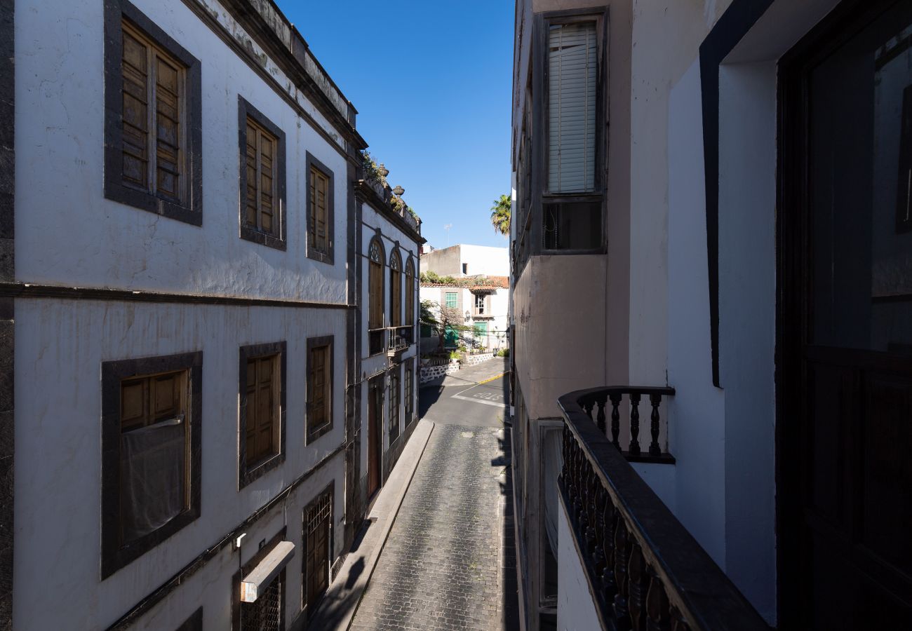 Apartment in Arucas - Balcony Spacious 2BR Historic Centre Arucas Apartment in Arucas - Balcony Spacious 2BR Historic Centre Arucas