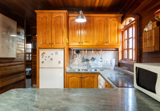 House in San Bartolomé de Tirajana - Camping Cabin - Private Solarium & Pool - BBQ House in San Bartolomé de Tirajana - Camping Cabin - Private Solarium & Pool - BBQ
