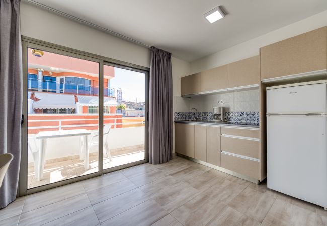 Apartment in Mogán - 2 min Walk to Beach - Sea Views Terrace - 1 Apartment in Mogán - 2 min Walk to Beach - Sea Views Terrace - 1