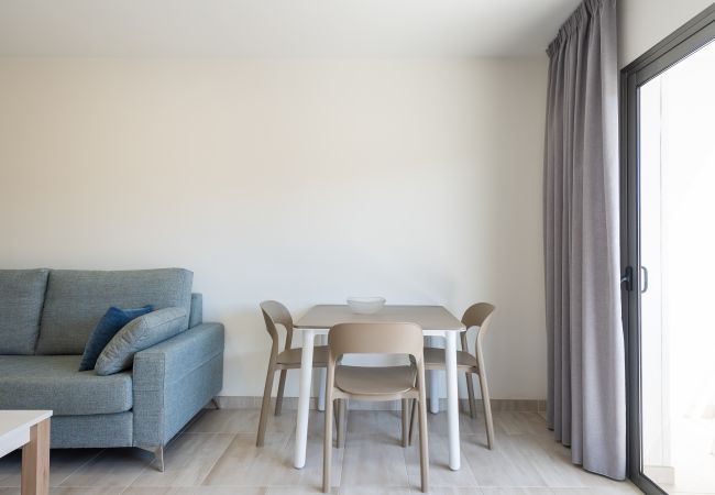 Apartment in Mogán - 2 min Walk to Beach - Sea Views Terrace - 1 Apartment in Mogán - 2 min Walk to Beach - Sea Views Terrace - 1