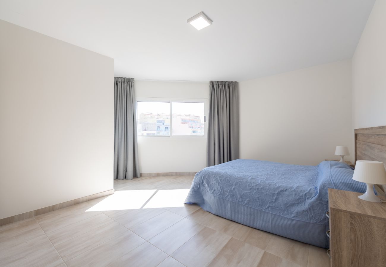 Apartment in Mogán - 2 min Walk to Beach - Sea Views Terrace - 1 Apartment in Mogán - 2 min Walk to Beach - Sea Views Terrace - 1