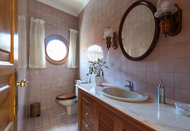 Villa in Gáldar - The Yellow House - Solarium - Climatized Pool Villa in Gáldar - The Yellow House - Solarium - Climatized Pool