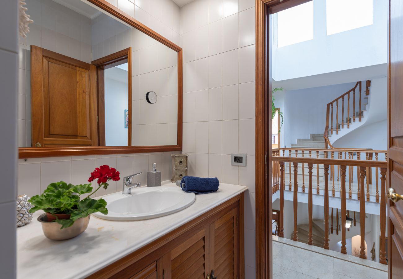 Villa in Gáldar - The Yellow House - Solarium - Climatized Pool Villa in Gáldar - The Yellow House - Solarium - Climatized Pool