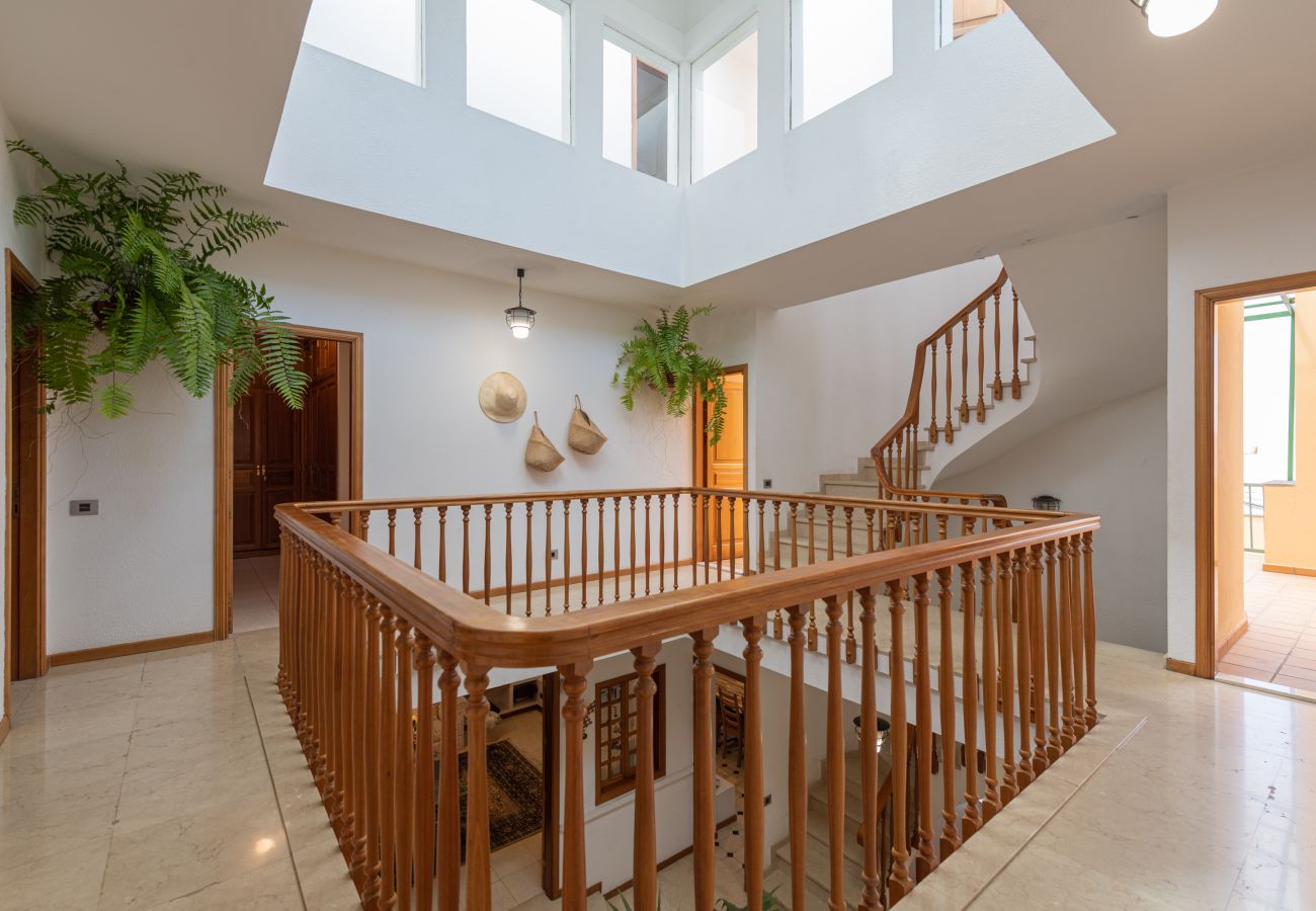 Villa in Gáldar - The Yellow House - Solarium - Climatized Pool Villa in Gáldar - The Yellow House - Solarium - Climatized Pool