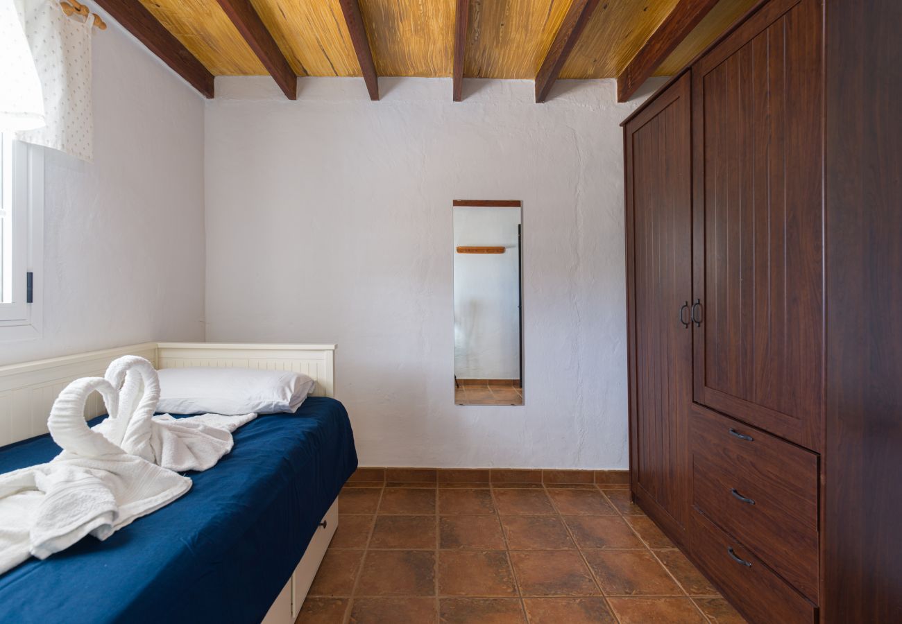 Apartment in Mogán - Private Solarium Home -  Terrace & Beach Views Apartment in Mogán - Private Solarium Home -  Terrace & Beach Views