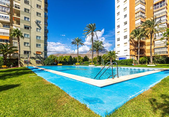 Apartment in Benidorm - Amazing Benidorm Views 2BR Flat - Pool - Parking Apartment in Benidorm - Amazing Benidorm Views 2BR Flat - Pool - Parking