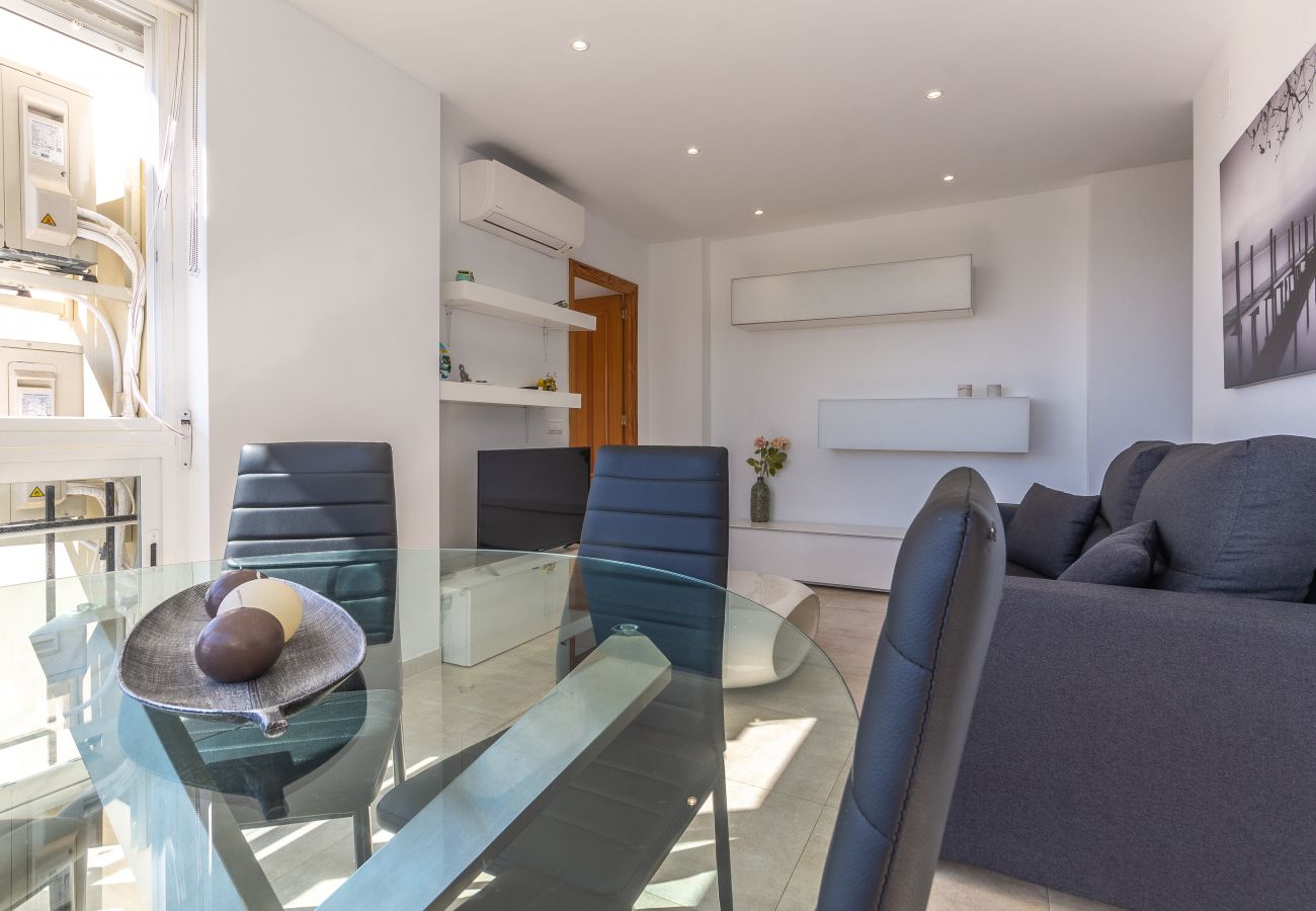 Apartment in Benidorm - Amazing Benidorm Views 2BR Flat - Pool - Parking Apartment in Benidorm - Amazing Benidorm Views 2BR Flat - Pool - Parking