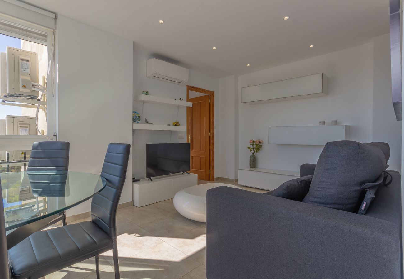 Apartment in Benidorm - Amazing Benidorm Views 2BR Flat - Pool - Parking Apartment in Benidorm - Amazing Benidorm Views 2BR Flat - Pool - Parking