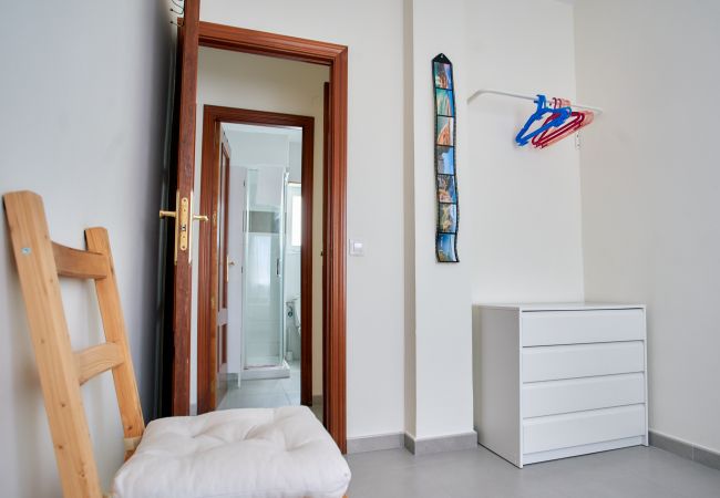 Apartment in Las Palmas de Gran Canaria - Work & Pet friendly Urban Flat close to the Beach Apartment in Las Palmas de Gran Canaria - Work & Pet friendly Urban Flat close to the Beach