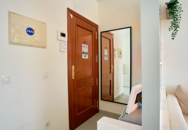 Apartment in Las Palmas de Gran Canaria - Work & Pet friendly Urban Flat close to the Beach Apartment in Las Palmas de Gran Canaria - Work & Pet friendly Urban Flat close to the Beach