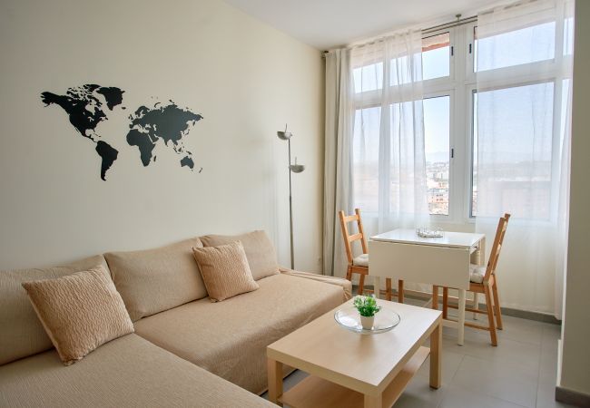 Apartment in Las Palmas de Gran Canaria - Work & Pet friendly Urban Flat close to the Beach Apartment in Las Palmas de Gran Canaria - Work & Pet friendly Urban Flat close to the Beach