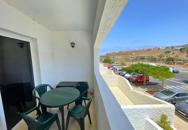 Apartment in Agaete - 2BR Home - 3 min to Agaete Beach - Pool Apartment in Agaete - 2BR Home - 3 min to Agaete Beach - Pool