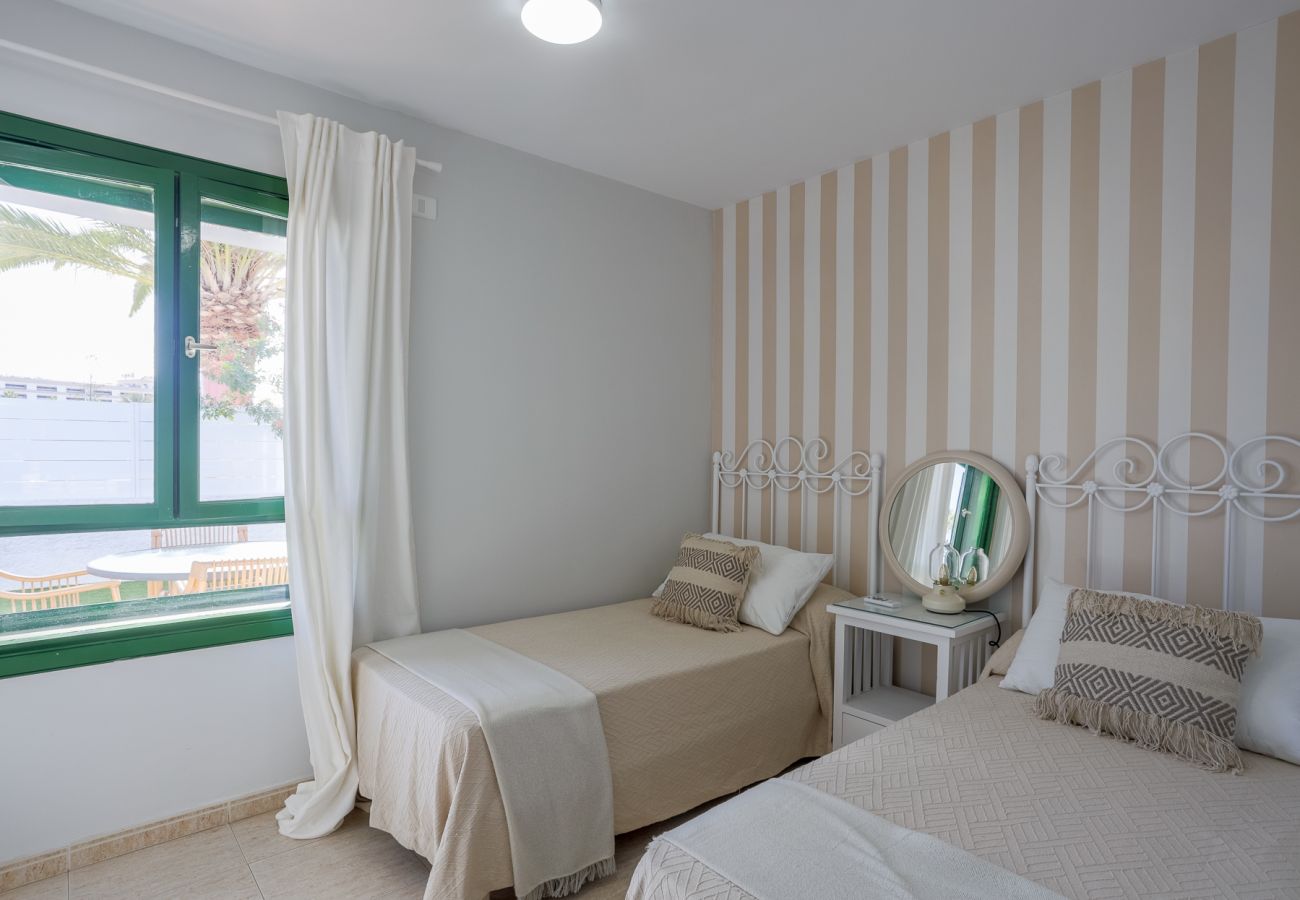 Bungalow in San Bartolomé de Tirajana - Luxury Bungalow - Private Terrace - Pool - AirCon Bungalow in San Bartolomé de Tirajana - Luxury Bungalow - Private Terrace - Pool - AirCon