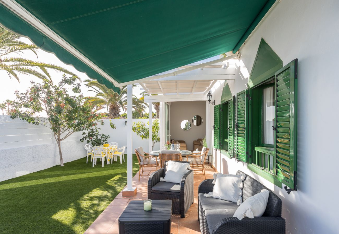 Bungalow in San Bartolomé de Tirajana - Luxury Bungalow - Private Terrace - Pool - AirCon Bungalow in San Bartolomé de Tirajana - Luxury Bungalow - Private Terrace - Pool - AirCon