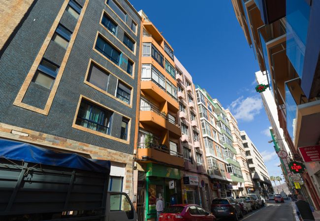  in Las Palmas de Gran Canaria - Cozy Nearby Flat Las Canteras