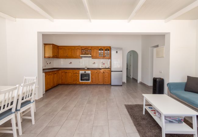 Cottage in San Bartolomé de Tirajana - 3BR Country Home - Private Pool & Terrace Cottage in San Bartolomé de Tirajana - 3BR Country Home - Private Pool & Terrace