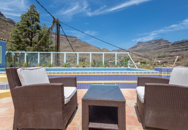 Cottage in San Bartolomé de Tirajana - 3BR Country Home - Private Pool & Terrace Cottage in San Bartolomé de Tirajana - 3BR Country Home - Private Pool & Terrace