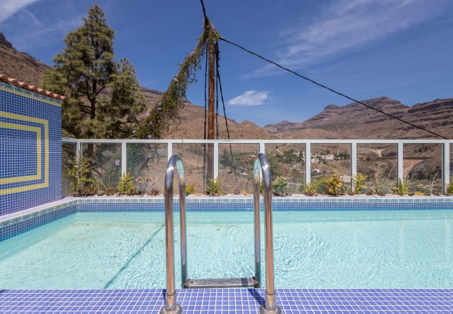 Cottage in San Bartolomé de Tirajana - 3BR Country Home - Private Pool & Terrace Cottage in San Bartolomé de Tirajana - 3BR Country Home - Private Pool & Terrace